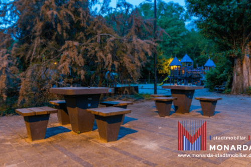 Outdoor play game tables