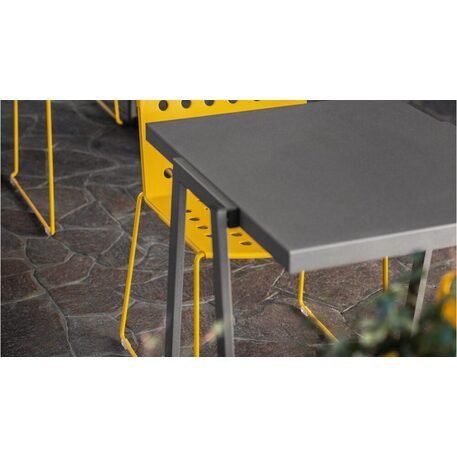 Metalltisch für Cafés und Terrassen 'Cortina_60x60cm'