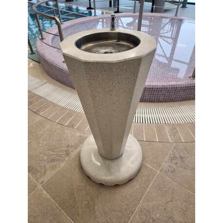 Drinking water fountain made of concrete 'Ø50xH/90cm / BS-256'