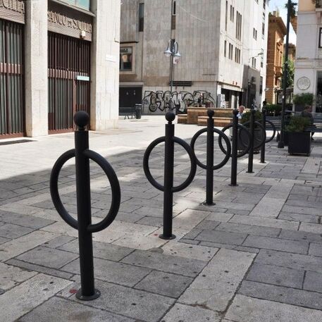 Metal bicycle parking racks 'Fox'