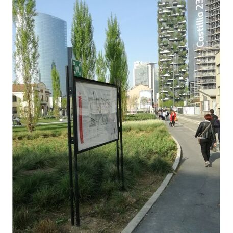 Informationsstand 'Asti 130x130cm'