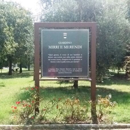Information stand / Display board 'Vision 130x130cm'