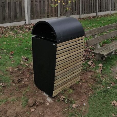 Metal litter bin 'Abu Dhabi / 120L'