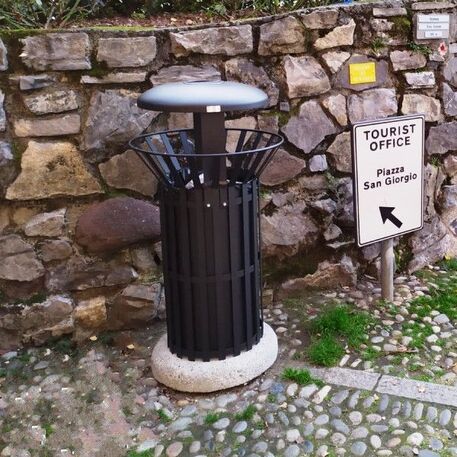 Metal litter bin 'Corona Smog / 80L'