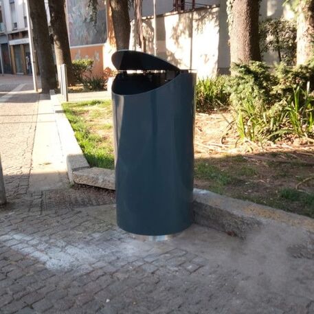 Metal litter bin 'Qatar / 80L'