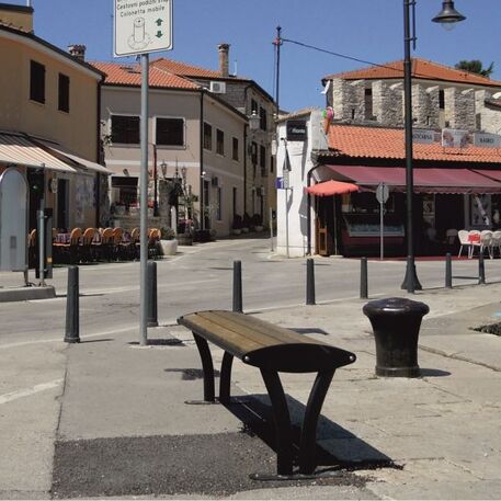 Metal bench 'TAURI'
