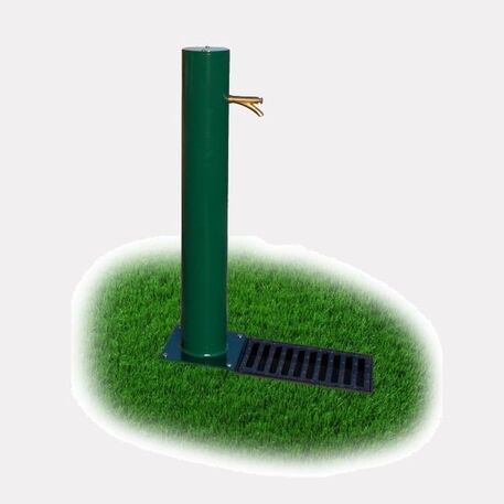 Outdoor drinking fountains of metal 'Trieste Round'