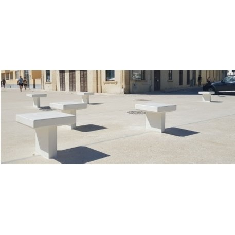 Betonbank 'TOKYO / Collective Bench 340'