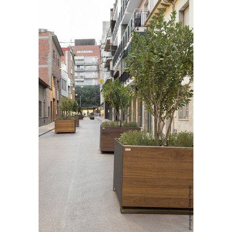Blumentopf aus Metall 'Urbe'