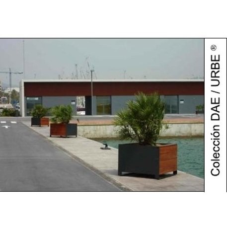 Blumentopf aus Metall 'Urbe'