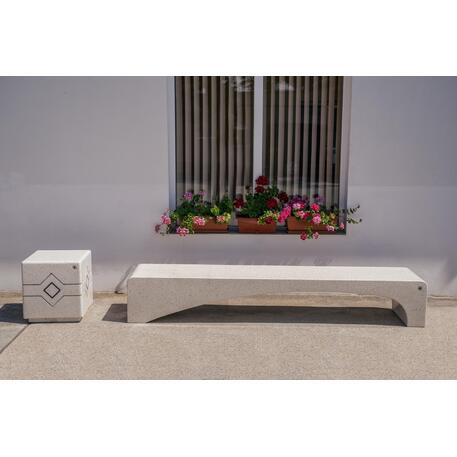 Betonbank in Würfelform, Poller '45x49xH/49cm / BS-149'