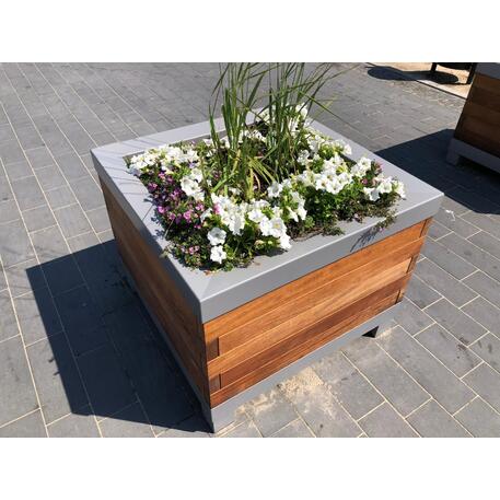 Blumentopf aus Metall 'STF/19-15-02MDL'