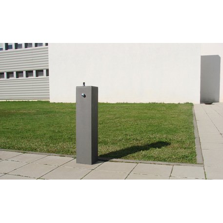 Außenbereich-Trinkbrunnen aus Metall 'Linea / Cubic'