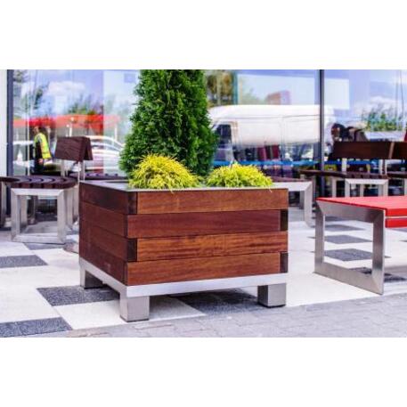 Blumentopf aus Metall 'IROKO_STF/04-15-02_01/MDL'