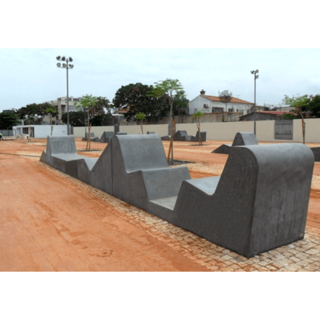 Betonbank 'SocialPlay / Relax and Socialize'