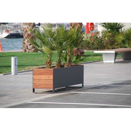 Blumentopf aus Metall 'Urbe'