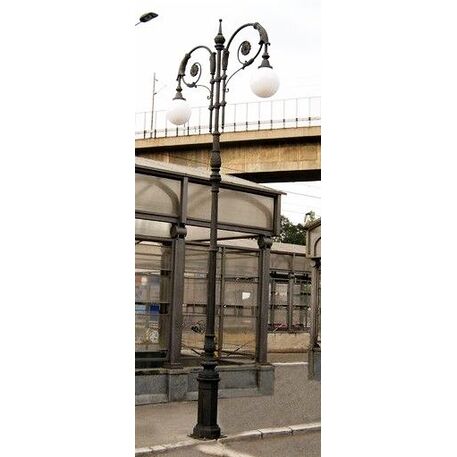Straßenbeleuchtungsmasten 'M2H2-L2_H/640cm'